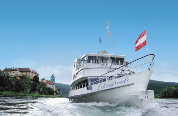 Genuss am Fluss – Kulinarischer Ausflug am Schiff in Salzburg